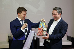 30314025334_8e84d587b8_m