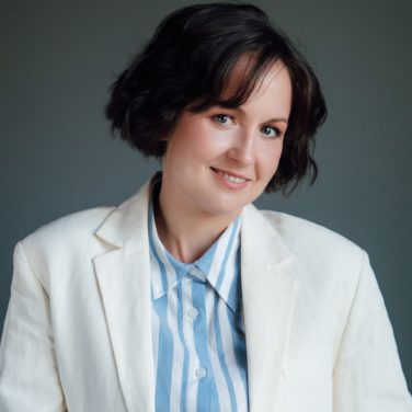 Елена Менде