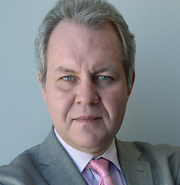 Владислав Иноземцев