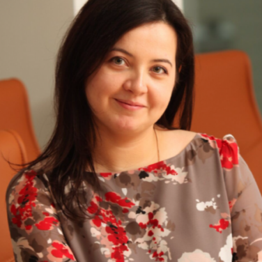 Елена Белоусова