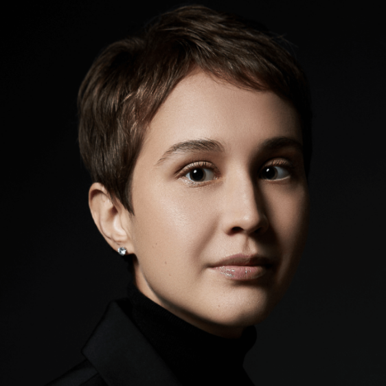 Арина Макарова