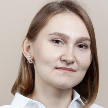 Елена Корчагина
