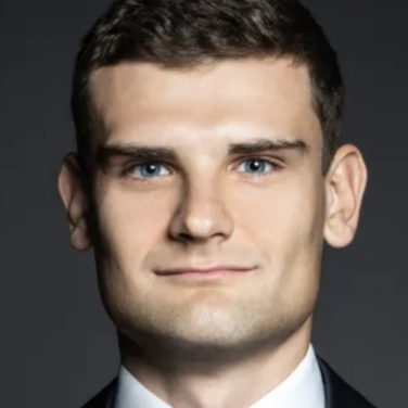 Андрей Ушаков
