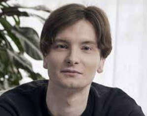 Егор Староверов